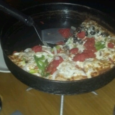 Photo taken at BJ&#39;s Restaurant &amp; Brewhouse by LB Chica on 7/21/2012