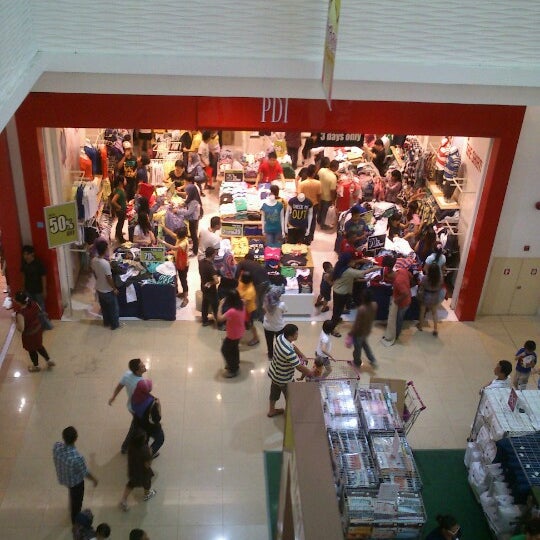 Photos At Popular 大众书局 Perda City Mall