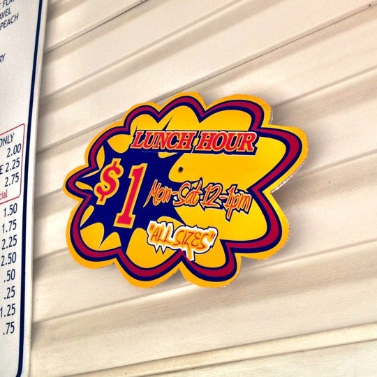 Sno Biz Ice Cream Parlor in Hamilton