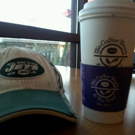 Photo taken at The Coffee Bean &amp; Tea Leaf by Frankie G. on 9/8/2012