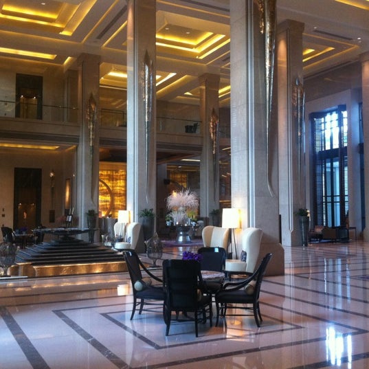Siam Kempinski Hotel Bangkok Hotel