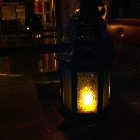 Foto scattata a &#39;Disiac Lounge da Anjali M. il 5/19/2012