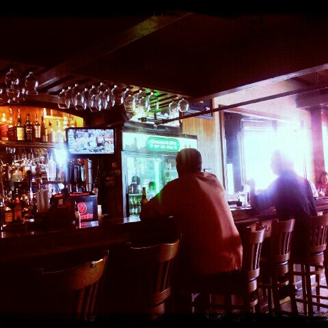 Foto tirada no(a) Eleventh Street Pub por Darrell B. em 6/11/2012