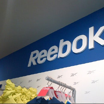 Photo taken at Stripes - Adidas Reebok Shop by Laci D. on 6/26/2012