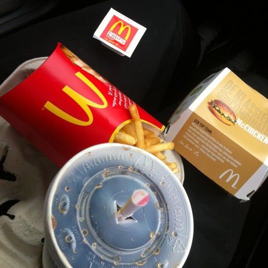 รูปภาพถ่ายที่ McDonald&#39;s โดย Cornelis S. เมื่อ 6/22/2012