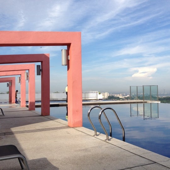 Monte Bayu Condominiums Pool Pool In Cheras