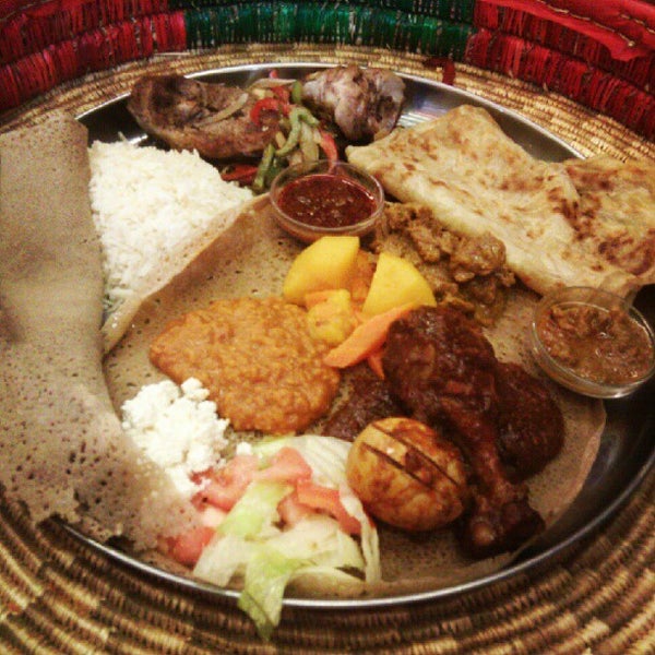 Das Foto wurde bei Restaurante Etiope NURIA von dadelmo am 8/5/2012 aufgenommen