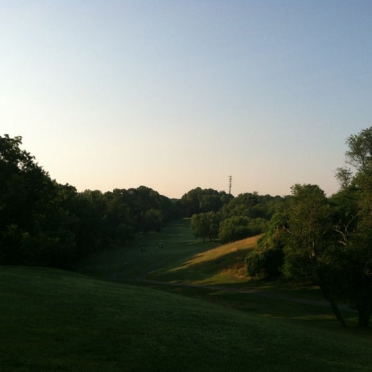Foto diambil di Redgate Golf Course oleh Lynn N. pada 7/3/2012