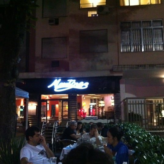 Photo prise au Martinez Restaurante par Felipe G. le6/16/2012