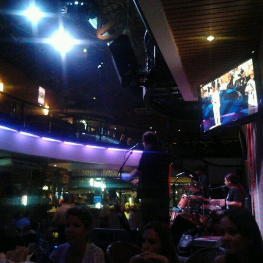 2/9/2012 tarihinde Cristian Patricio T.ziyaretçi tarafından O Bar BarO'de çekilen fotoğraf