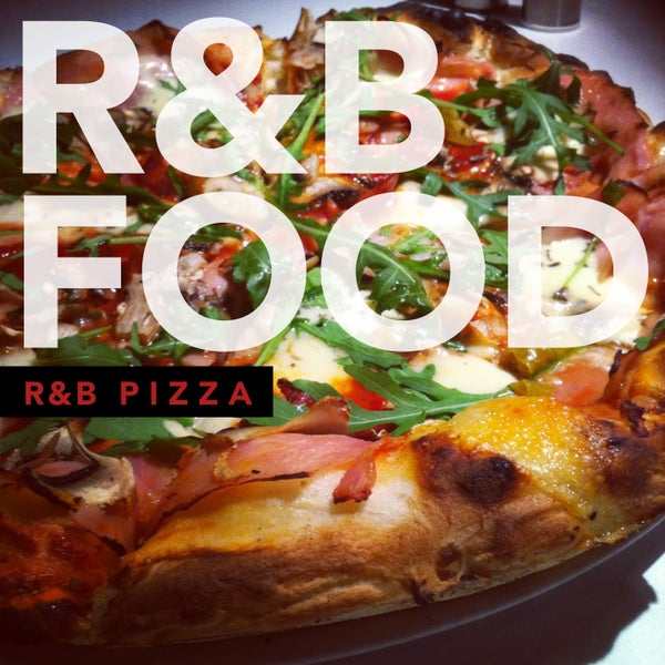 รูปภาพถ่ายที่ R&amp;B Food โดย R&amp;B Food เมื่อ 2/26/2014