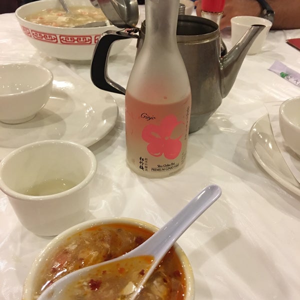 4/28/2016 tarihinde Hemen H.ziyaretçi tarafından Confucius Seafood Restaurant'de çekilen fotoğraf
