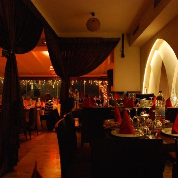 Photo taken at Sahara Lebanese Restaurant by Chrstna K. on 6/4/2014