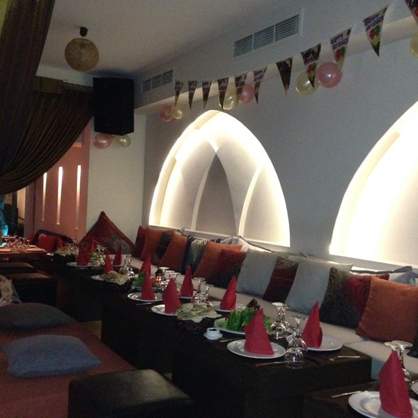 Foto scattata a Sahara Lebanese Restaurant da Chrstna K. il 6/4/2014