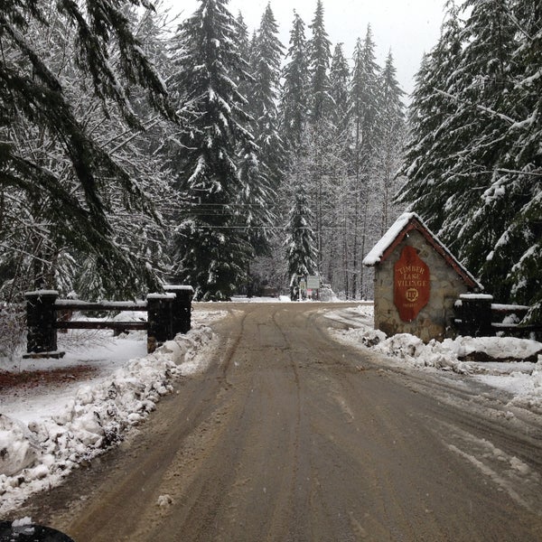 Foto scattata a Tye Haus - Ski Chalet at Steven&#39;s Pass da Tye Haus - Ski Chalet at Steven&#39;s Pass il 2/26/2014