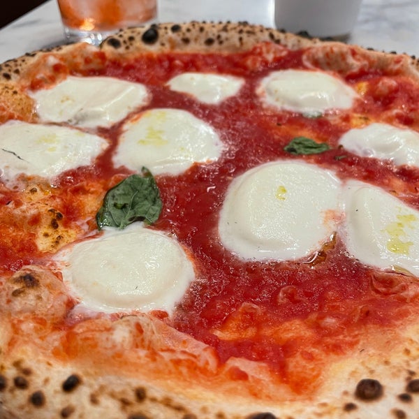 10/9/2022にMartinがNONA Pizzaで撮った写真