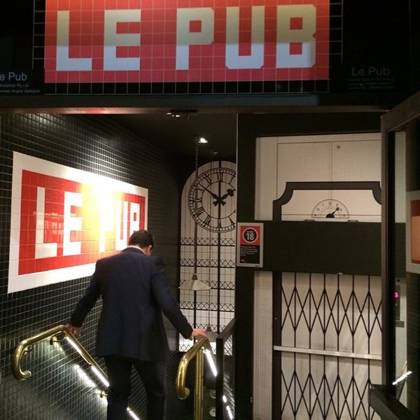 Photo taken at Le Pub CBD by Don L. on 6/20/2014