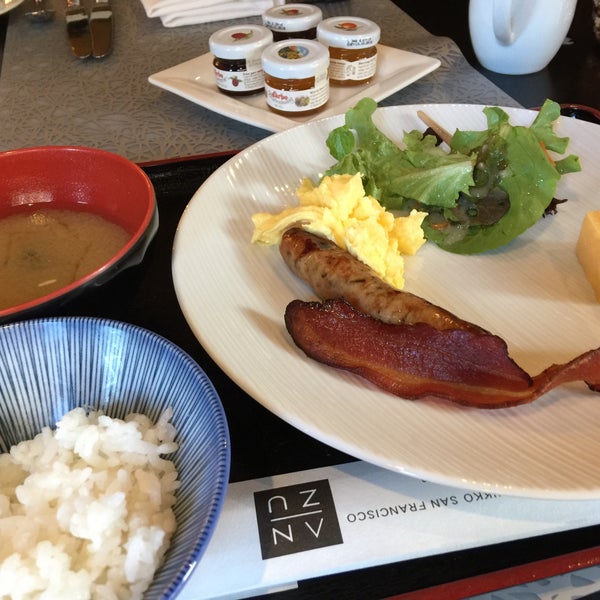 Das Foto wurde bei Restaurant Anzu von Jey K. am 5/15/2017 aufgenommen