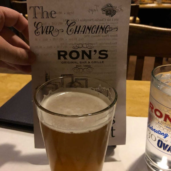 Foto diambil di Ron&#39;s Original Bar &amp; Grille oleh Chris H. pada 10/28/2019