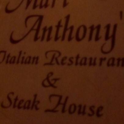 Photo prise au Mart Anthony&#39;s Italian Restaurant par dj hammurabi le2/1/2013