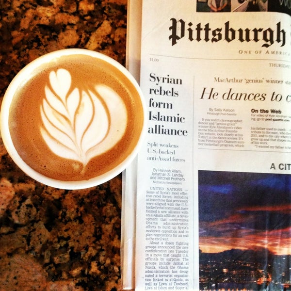10/6/2013 tarihinde Stephen N.ziyaretçi tarafından Delanie&#39;s Coffee'de çekilen fotoğraf