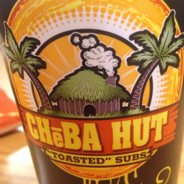 รูปภาพถ่ายที่ Cheba Hut Toasted Subs โดย Joey Z. เมื่อ 2/24/2014
