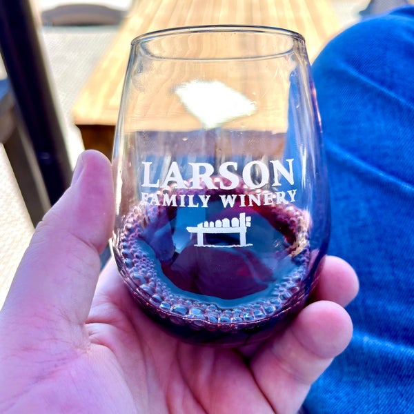 Снимок сделан в Larson Family Winery пользователем Robert F. 8/19/2022