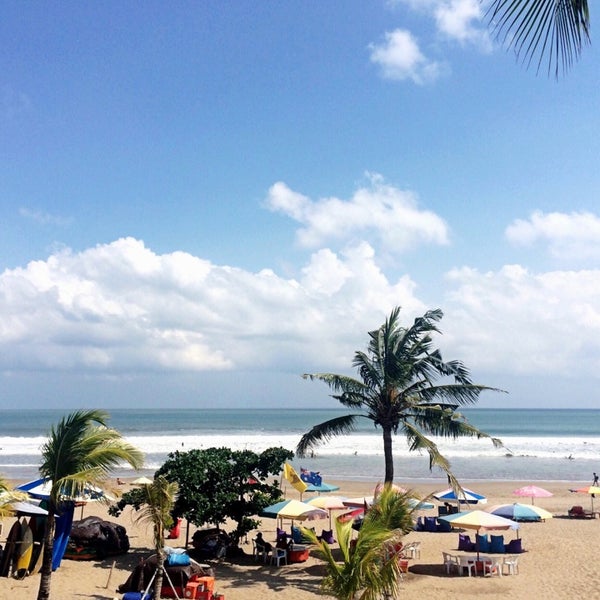 Foto scattata a Bali niksoma boutique beach resort da Sharon Marchella il 7/8/2014