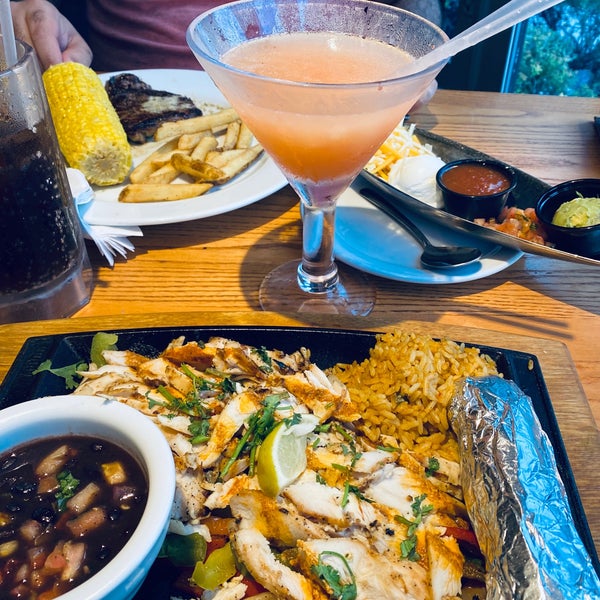Photo taken at Chili&#39;s Grill &amp; Bar by Rhino on 8/1/2020