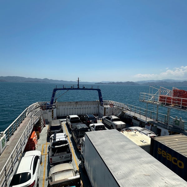 Ferry Naviera Tambor PaqueraPuntarenas Boat or Ferry en Paquera