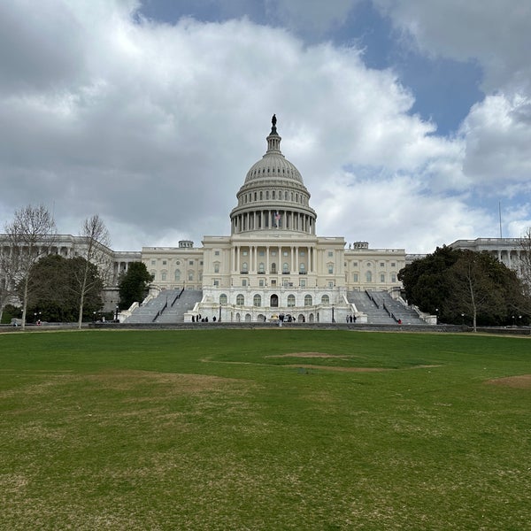 3/10/2024 tarihinde Henrika M.ziyaretçi tarafından United States Capitol'de çekilen fotoğraf