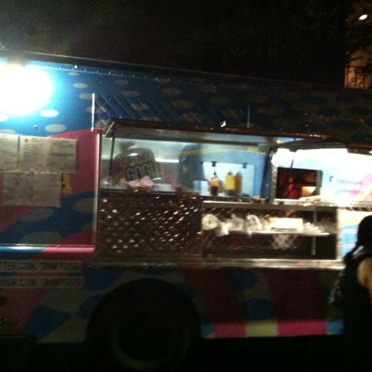 Photo taken at Oh My Gogi! Truck by Carlos R. on 9/29/2012