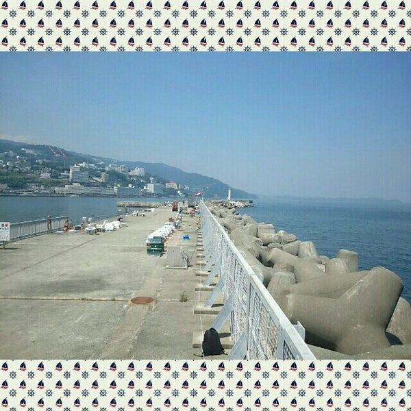 Photos At 熱海港海釣り施設 和田浜南町1694 32