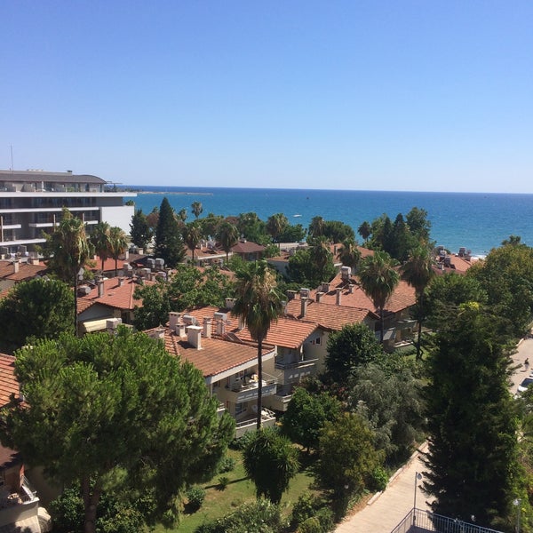 Photo taken at Sırma Hotel by ⚜️ APO ⚜️ on 7/8/2017