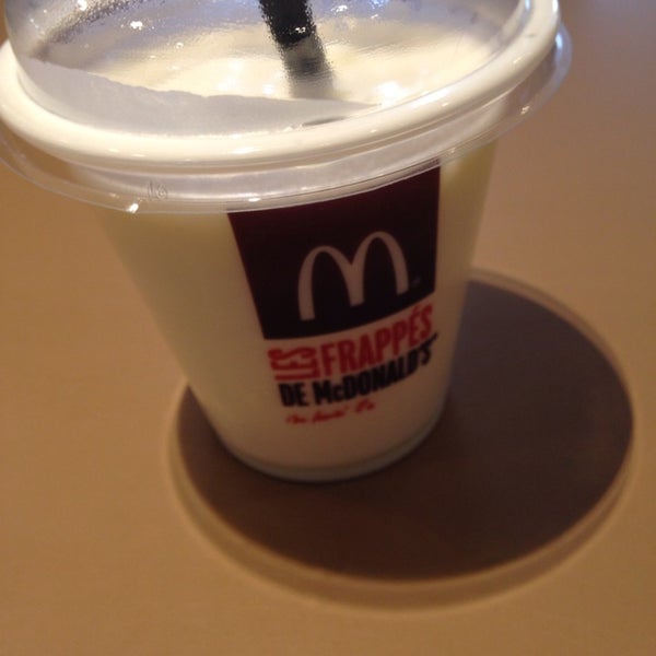 McDonald's Fast Food Restaurant in CharentonlePont