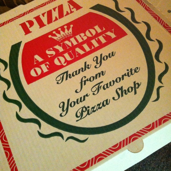 Снимок сделан в Michael&#39;s Pizza, Pasta &amp; Grill пользователем Sorn P. 5/17/2013