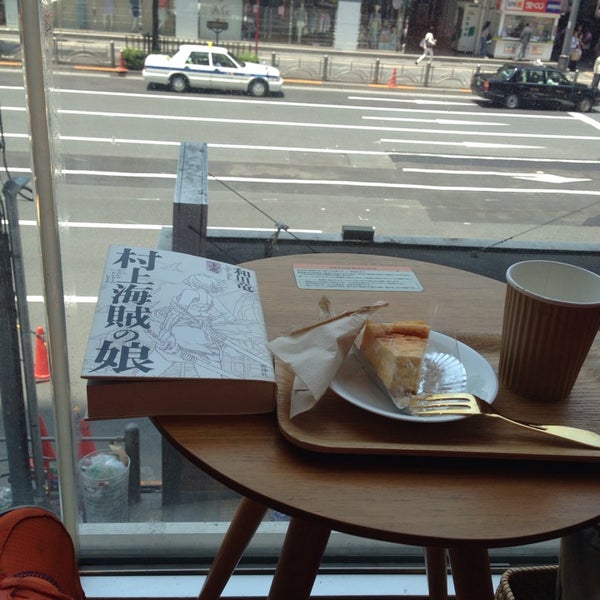Photo taken at happy science ginza BOOK CAFE by Kaziyuki O. on 5/31/2014