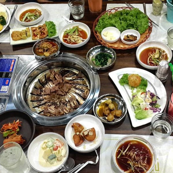 Photo taken at Dae Bak Korean BBQ Restaurant by Wina C. on 12/25/2015