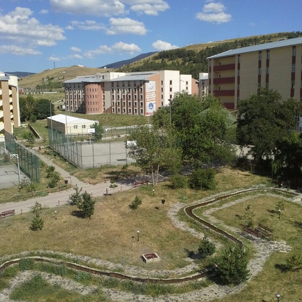 alvarli efe kiz ogrenci yurdu sorority house in erzurum