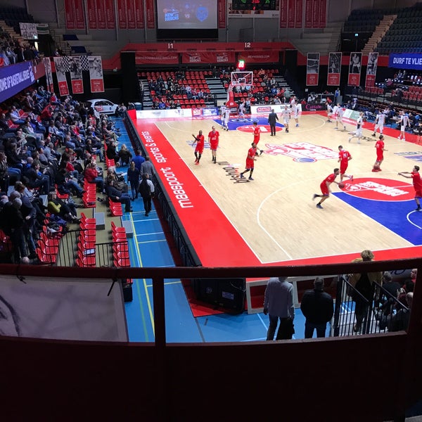 Sport events or sports events