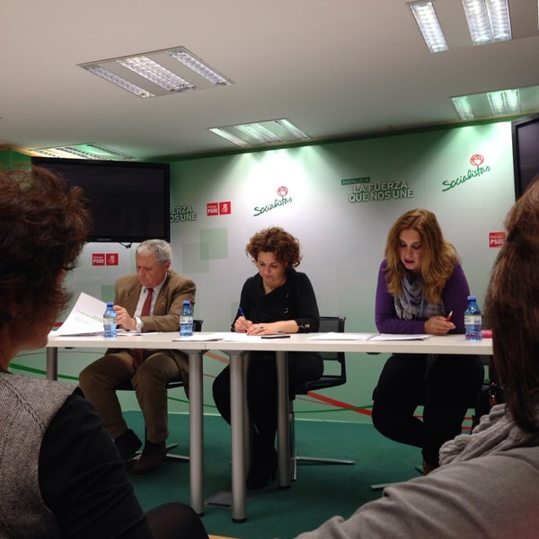 Das Foto wurde bei PSOE de Málaga von Regina C. am 3/4/2014 aufgenommen