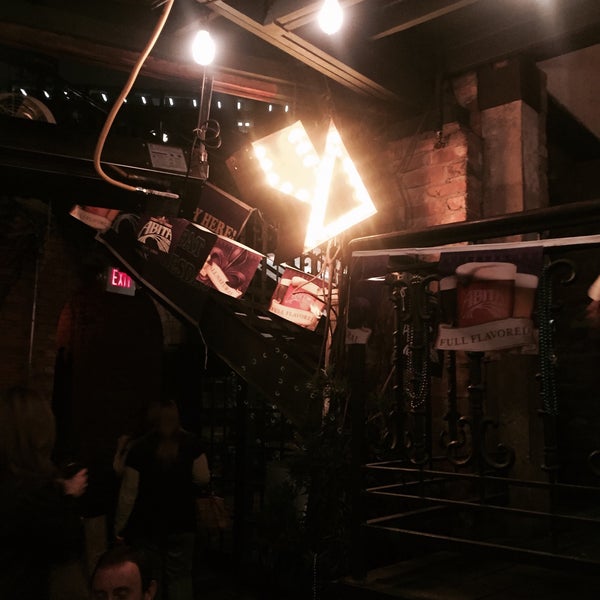 2/18/2015 tarihinde Mark T.ziyaretçi tarafından The Quarter Bar'de çekilen fotoğraf