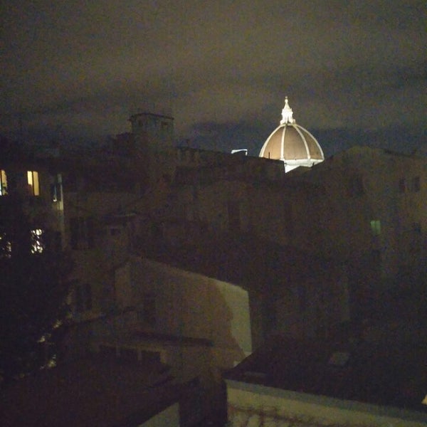 Foto diambil di Cardinal of Florence oleh Andrea M. pada 3/1/2014