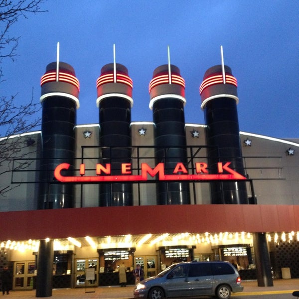 Fotos en Cinemark Cine en Merriam Town Center