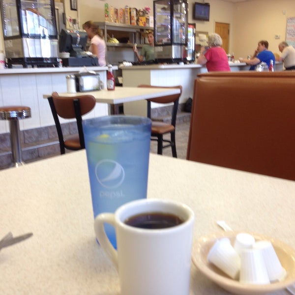 New York Style Diner 13 tips from 201 visitors