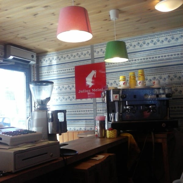 Photo taken at Мишка Coffee Shop by Екатерина Ш. on 3/23/2014