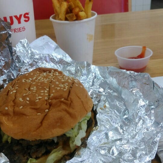 Photo taken at Five Guys by Suzie O. on 5/26/2017