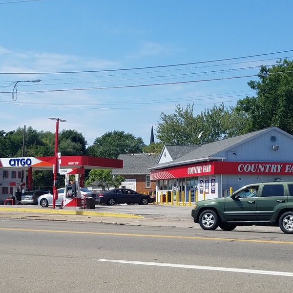 COUNTRY FAIR 90 Fuel Station in East Erie