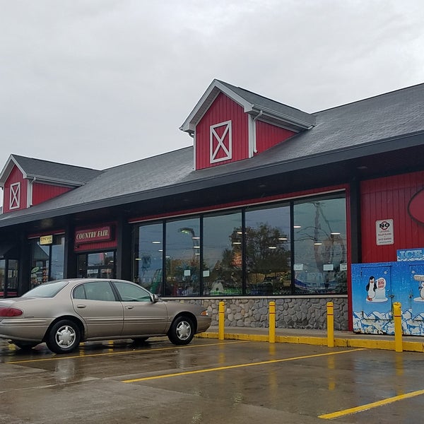 COUNTRY FAIR 3 Fuel Station in East Erie