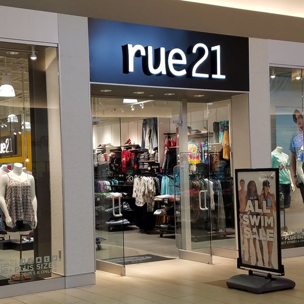 rue21 - Clothing Store